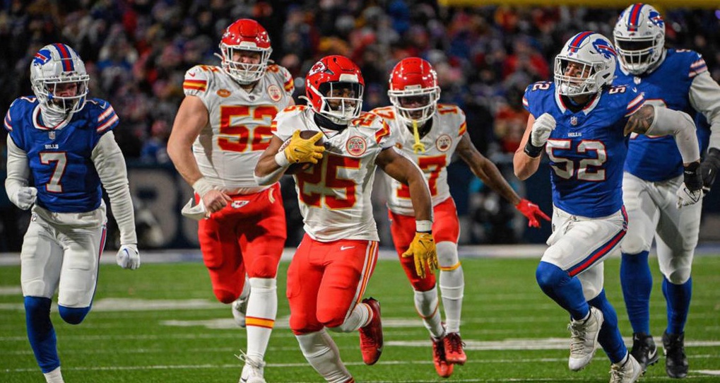 For Chiefs’ RB Clyde Edwards-Helaire, Nursing Runs in the Family